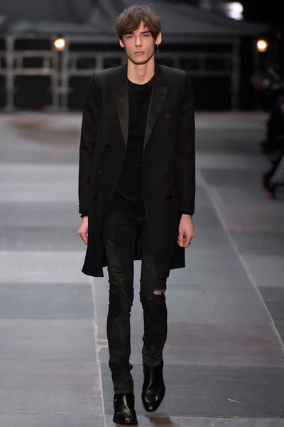 Look 31